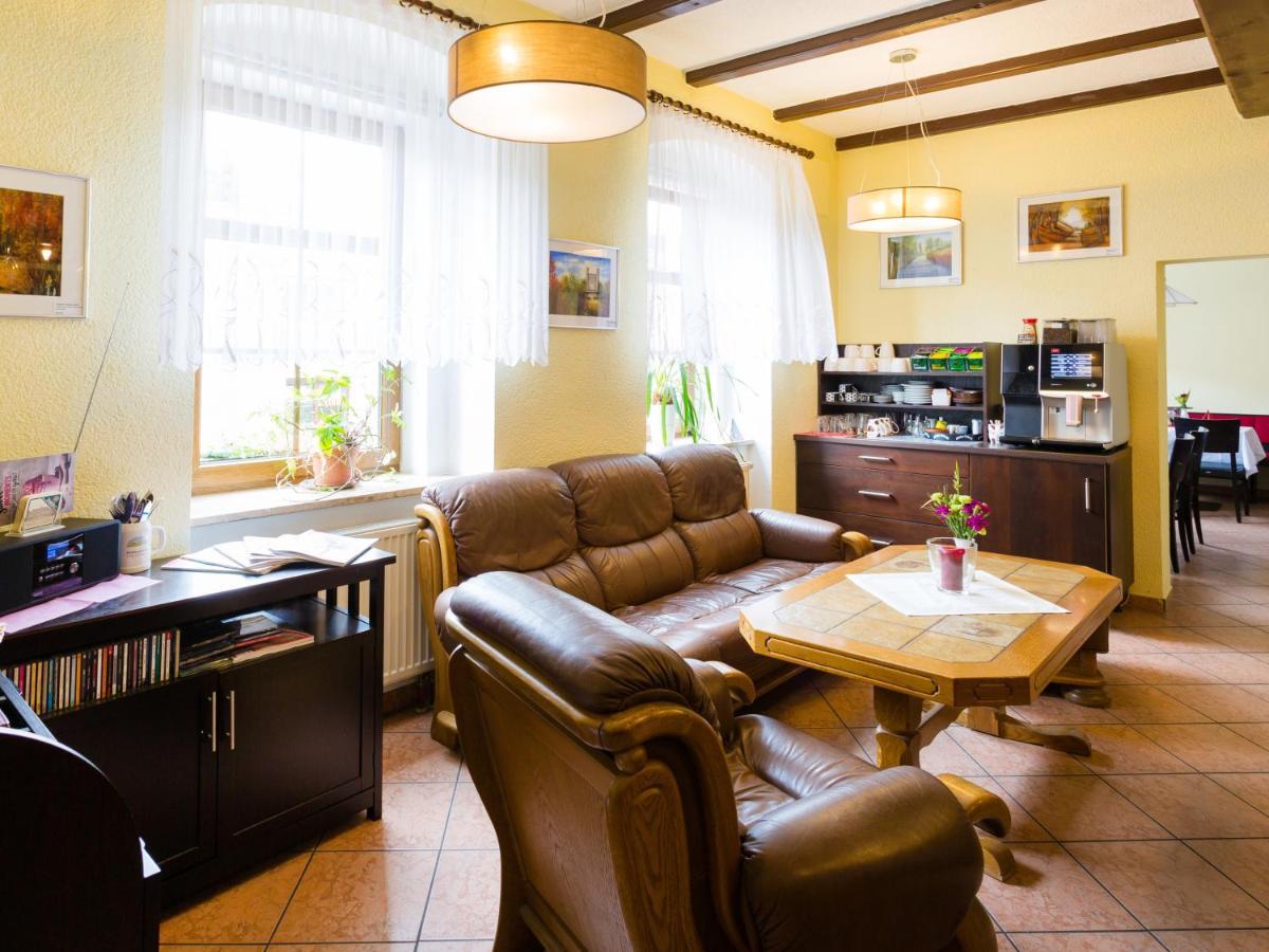 Hotel & Ferienwohnungen Bohlenblick Saalfeld Saale Екстер'єр фото